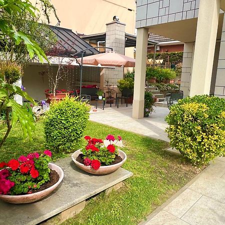 L'Angolo Verde Apartment Moncalieri Exteriör bild